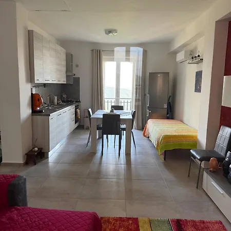 Collis Iani - Experience Apartment