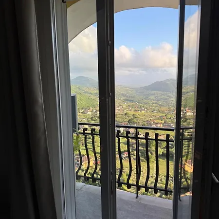 Collis Iani - Experience Apartment